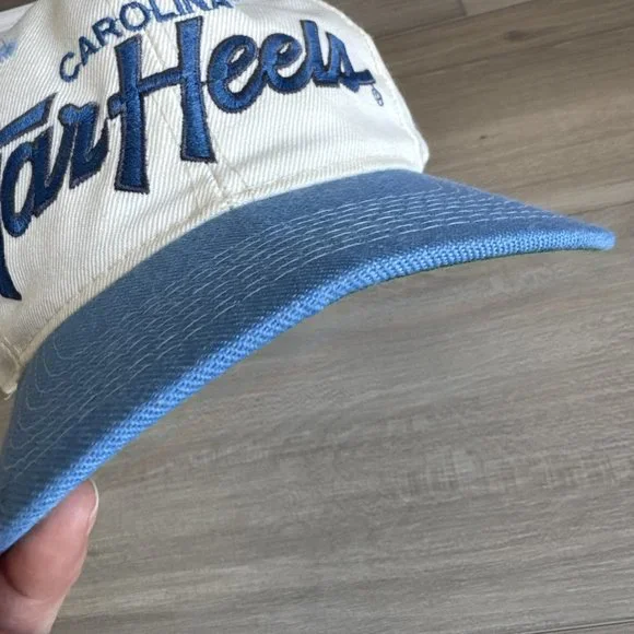 Vintage UNC Tar Heels Script Hat Sports Specialties Snapback Cap Wool 2 Tone‎